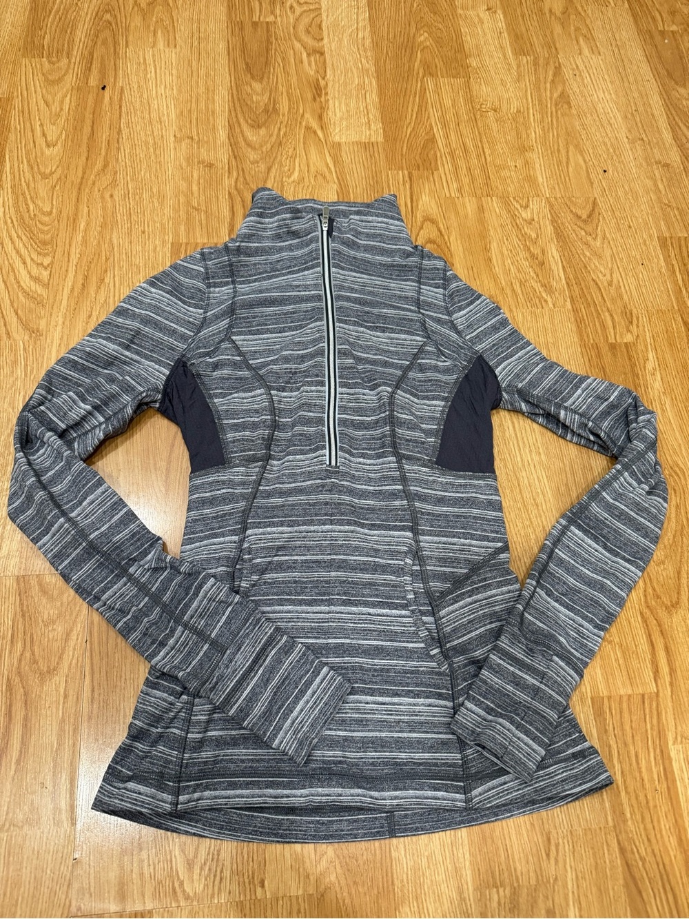 Lululemon Rulu Pace Setter Half zip size 4